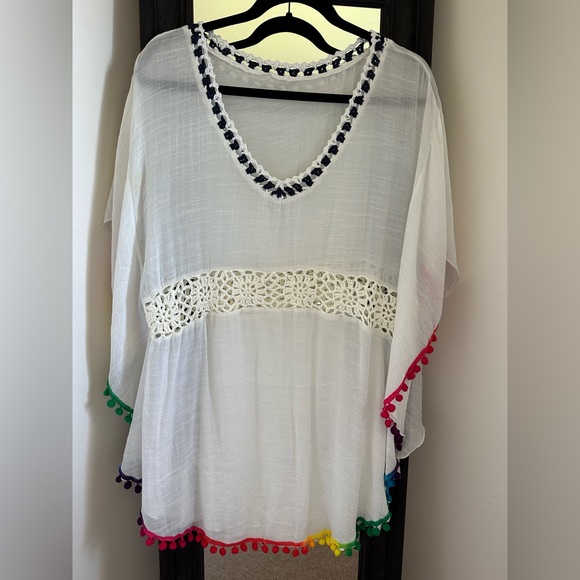 Beach coverup! - Picture 1 of 3